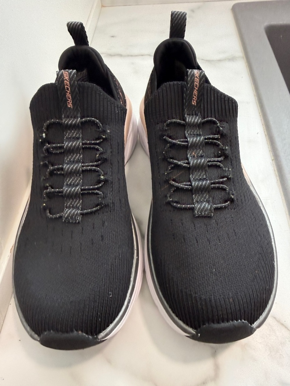 Skechers, Relaxed Fit: D'Lux Walker Black Let it Glow Walking Shoes - Size 6.5 - Picture 8 of 9